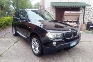 BMW X3 2.0 150cv futura