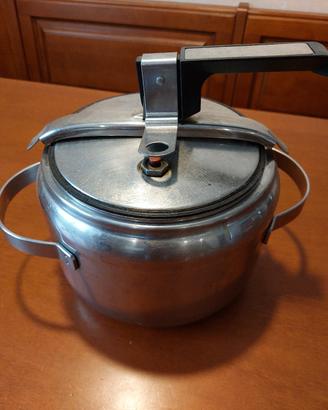 pentola a pressione 