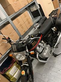 Interceptor 650 2022 come nuova