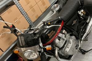 Interceptor 650 2022 come nuova