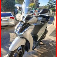 SH 150 SPORT -FINANZIABILE /GARANZIA/PERMUTE /eur5