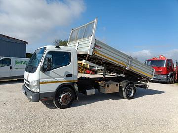 Camion Mitsubishi 7C14 Rib