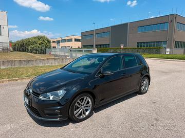 Volkswagen golf 1.6 110 cv tdi R-Line