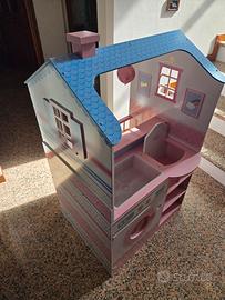 Nursery per bambole in legno 