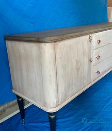 Mobile stile Art’ deco ritrutturato interamente