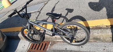 Bmx Wipe 300 Decathlon