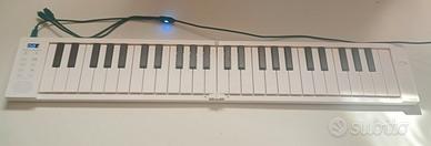 Carry On Folding Piano 49 White