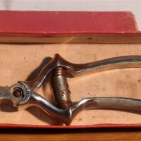 Antico masticatore per alimenti sanitario solingen