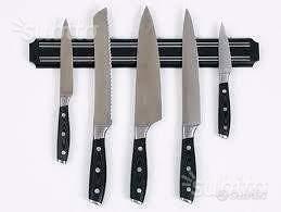 Barra magnetica per coltelli