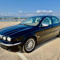 Jagur X type 2.2 d AUTO MOLTO BELLA AFFIDABILE