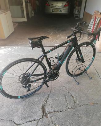 bici da corsa BIANCHI impulso E-Road
