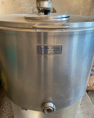 frigorifero per il latte