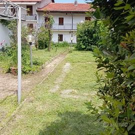 CASA SEMINDIPENDENTE A BARBANIA