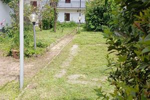 CASA SEMINDIPENDENTE A BARBANIA