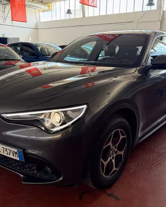 Alfa Romeo Stelvio 2.2 t Super Business Q4 190cv a