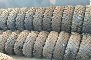 Gomme 37 pollici Michelin 325 / 85 R 16