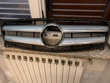 Mascherina anteriore mercedes