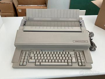 Macchina da scrivere Olivetti ET2200