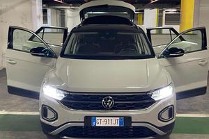 VOLKSWAGEN T-Roc 1.0 TSI Life PREZZO VERO