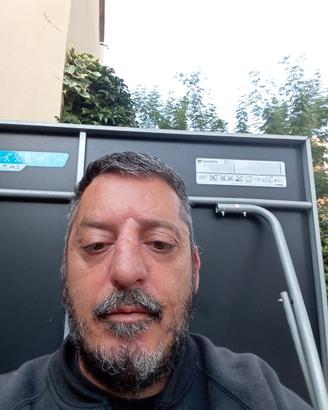 magazziniere lavapiatti factotum