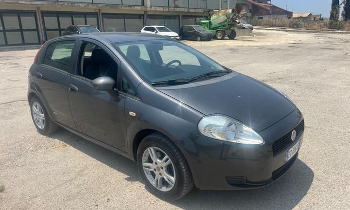 Fiat Grande Punto 1.3 MJT 90 CV 5 porte Dynamic