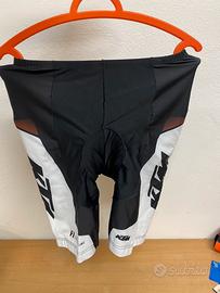 Pantaloni ciclismo
