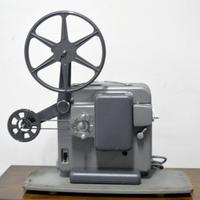 Proiettore Agfa da collezione 8mm.