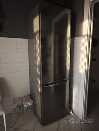 Frigorifero combinato LG