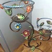 Porta fiori artigianale a ferro battuto