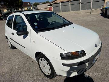 FIAT Punto 1.2i 16V cat 3p Verve senza nessun la