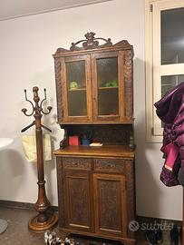 Credenza-vetrinetta artigianale in legno