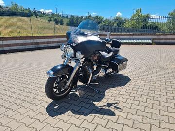 Harley-davidson 1450 Electra Glide Standard FLHTI 
