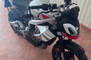 Aprilia Tuono 457