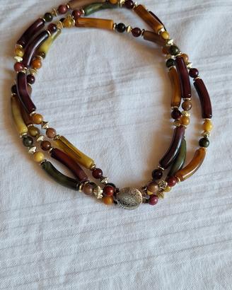 Collana vintage multicapa toni terra e oro