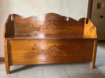 MOBILE CONTENITORE MOLTO CAPIENTE