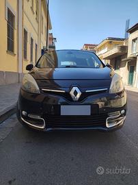 Renault Scenic 2013