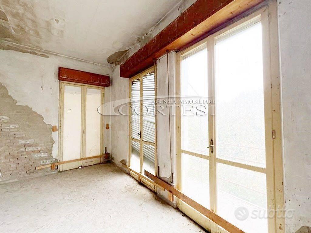 In Palazzo Storico Appartamento con terrazzo U/682 - Altro