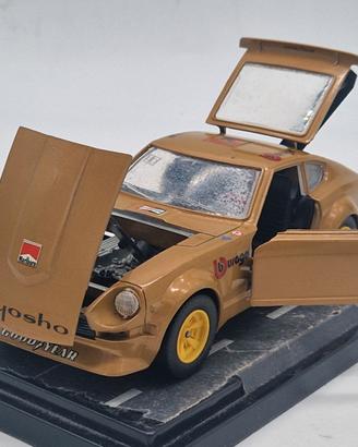 DATSUN 240Z "Kyosho" - Burago - Scala 1/24