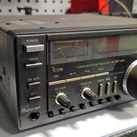 Icom IC R7100