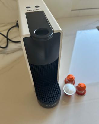 Macchinetta caffè Nespresso KRUPS + capsule Lavazz
