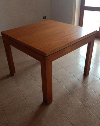 Tavolo in legno quadrato mt. 1x1 allungabile