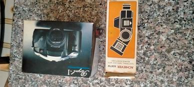 macchina fotografica con flash removibile e custod