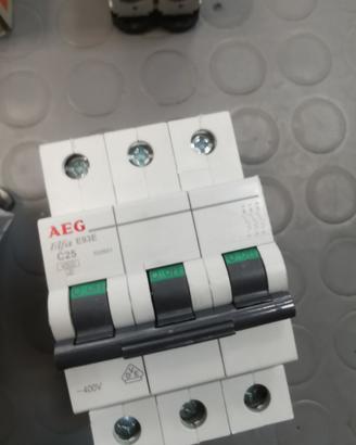 Interruttore magneto termici assortiti