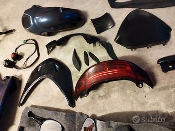 ricambi Yamaha Majesty 250 anni 99/06, si proposte