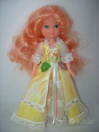 Lady lovely Maiden, Teeny tiny tumbles 