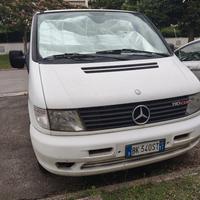 Mercedes Vito vetrato autocarro