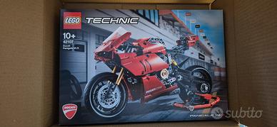 Lego Technic 42107 Ducati Panigale V4 R  