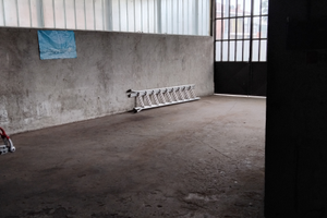 Casa vivibile con grande rimessa e ampio giardino