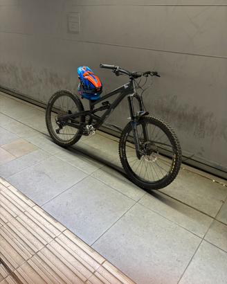 YT Capra 2021 usata