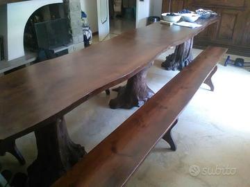 Tavolo in legno  massello
